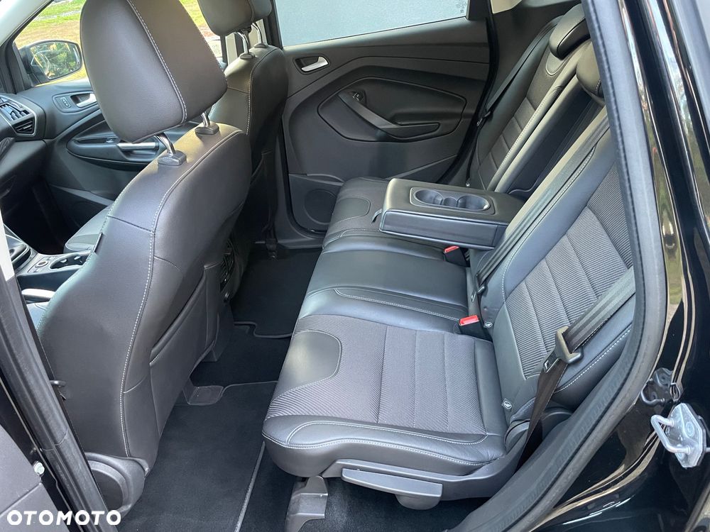Ford Kuga - 13