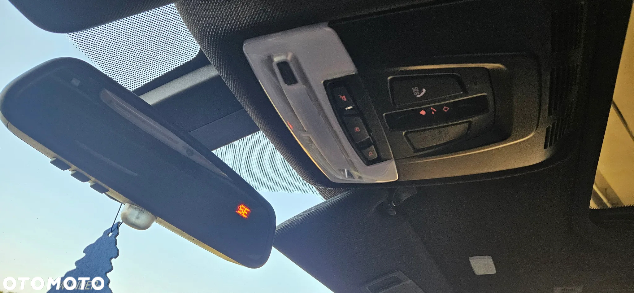BMW Seria 3 330i - 16