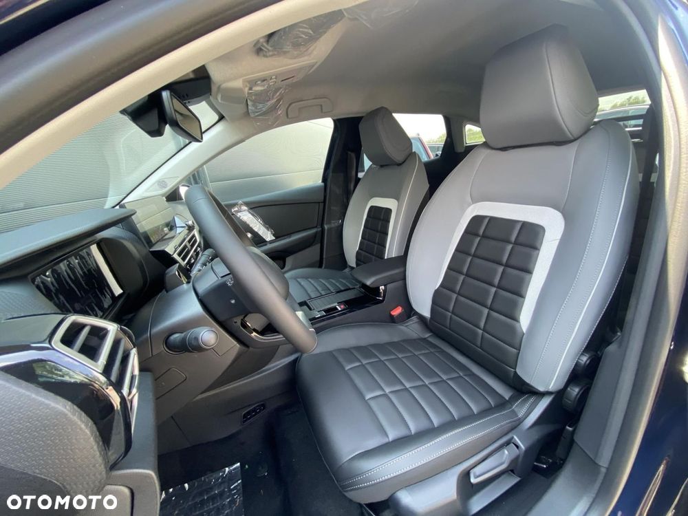 Citroën C4 1.2 mHEV Max eDCT6 - 12