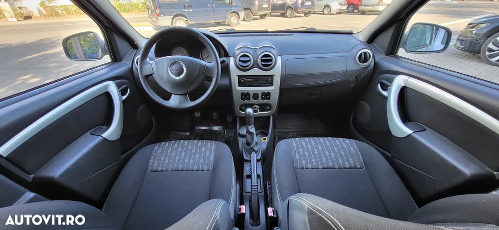 Dacia Logan - 6
