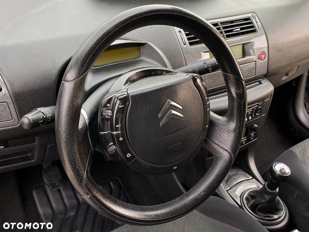 Citroën C4 1.6 16V Exclusive - 27