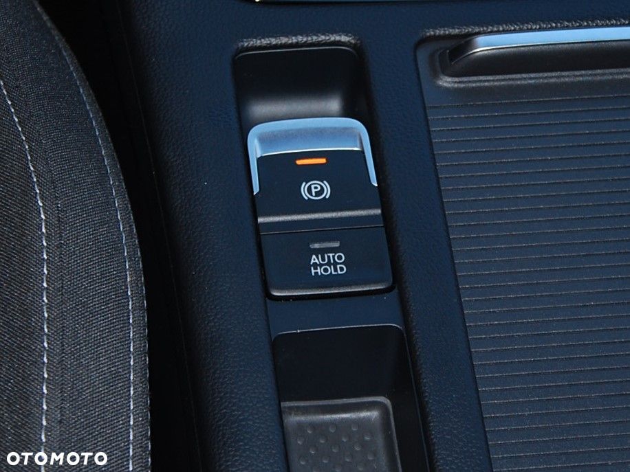 Volkswagen Passat - 35