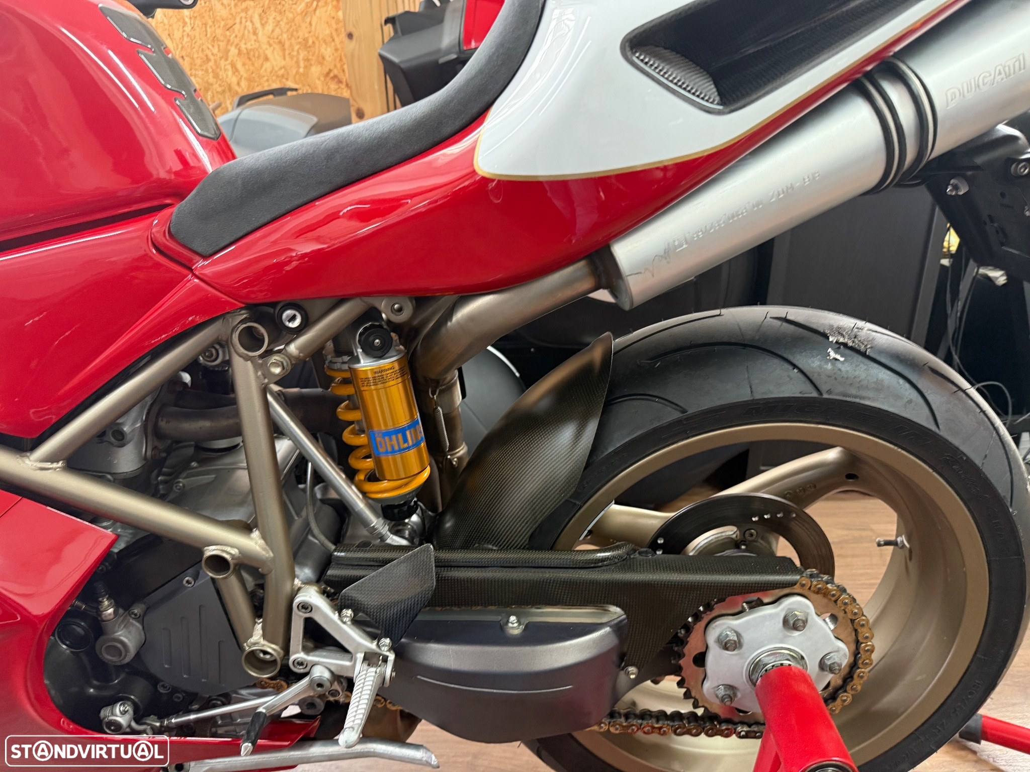 Ducati 916 - 19