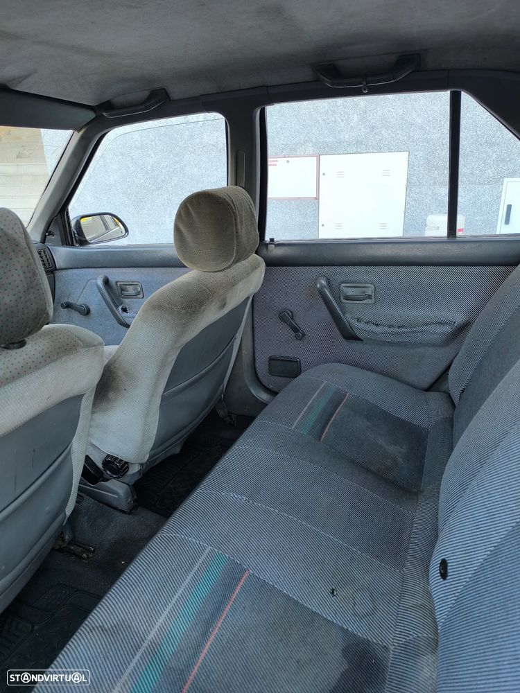 Renault 19 1.4 TSE - 11