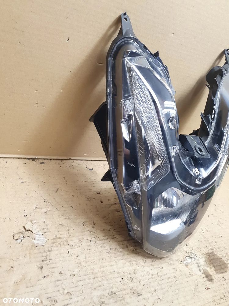 Yamaha Tricity 125 reflektor lampa przód przednia uszkodzona - 4