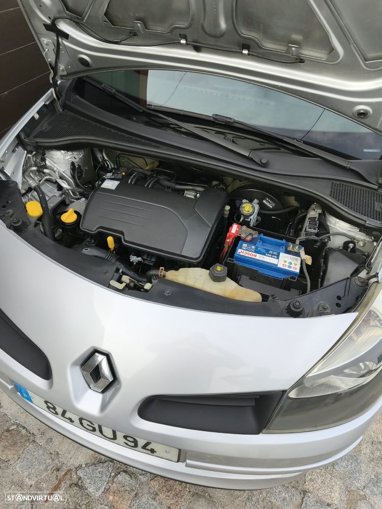 Renault Clio 1.2 16V Rip Curl II - 15
