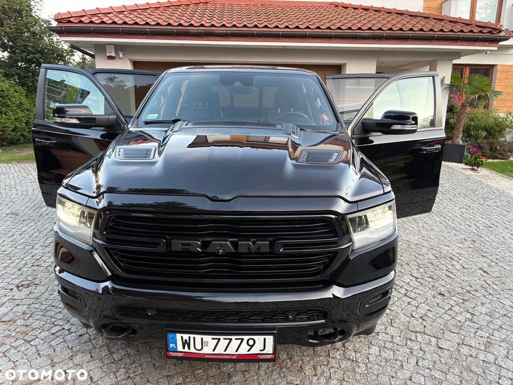 Dodge RAM 1500 5.7 4x4 - 16