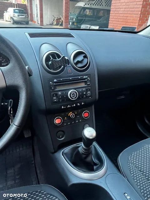 Nissan Qashqai - 11