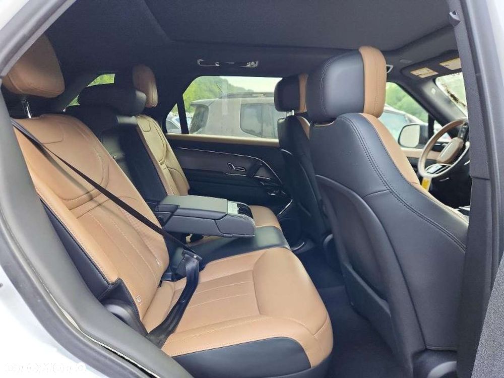 Land Rover Range Rover Sport - 11