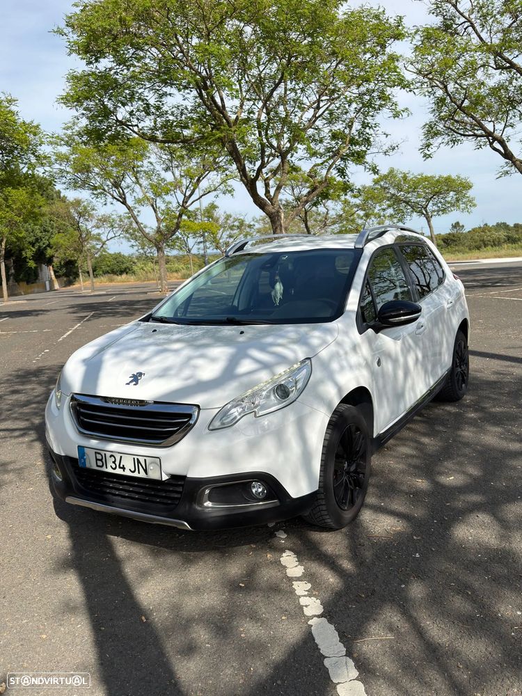 Peugeot 2008 1.2 PureTech Allure - 2