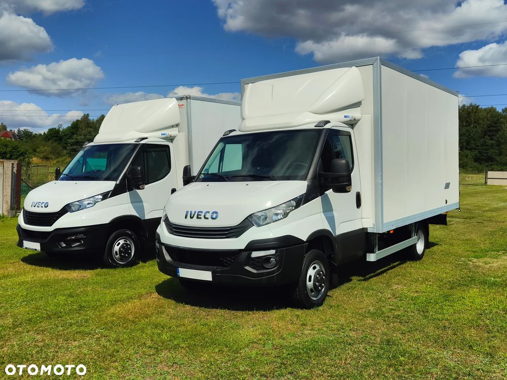 Iveco DAILY 50/35c18 3.0d 180KM** BLIŹNIAK** Kontener 8-EuroPalet + DRZWI BOCZNE** POLSKI SALON** 144 tyś KM** DMC do 3.5T kat.B** - 40