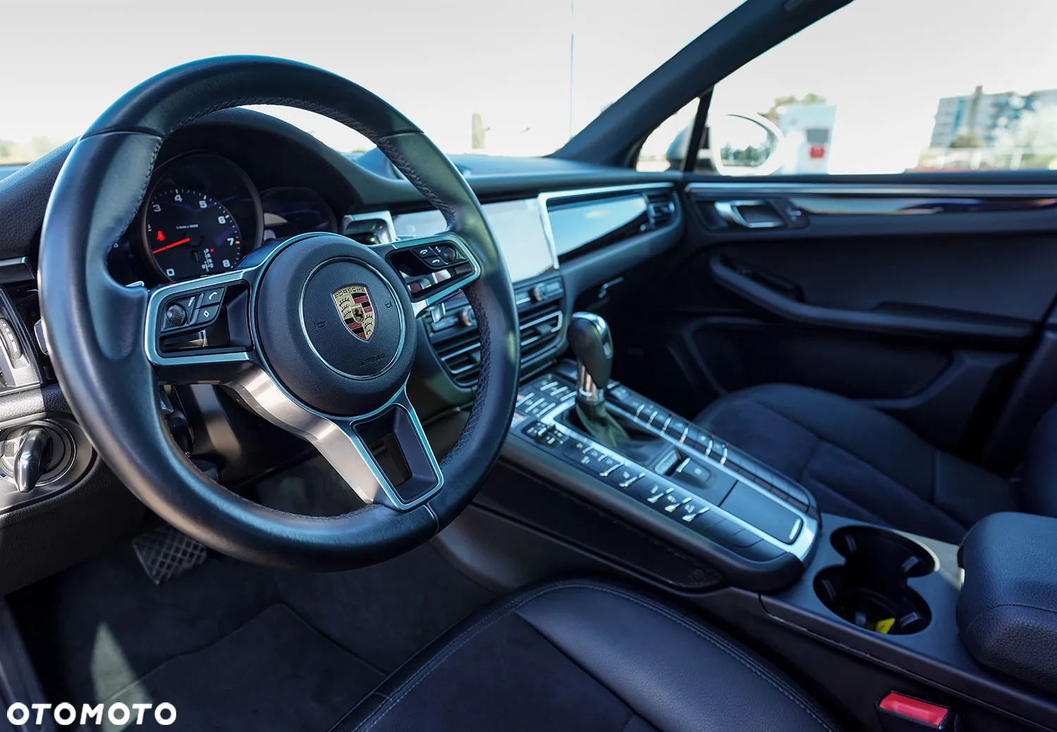 Porsche Macan - 2