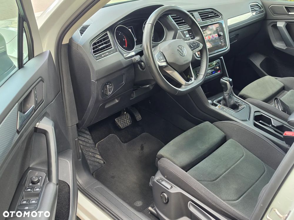 Volkswagen Tiguan 2.0 TDI SCR DSG ACTIVE - 10