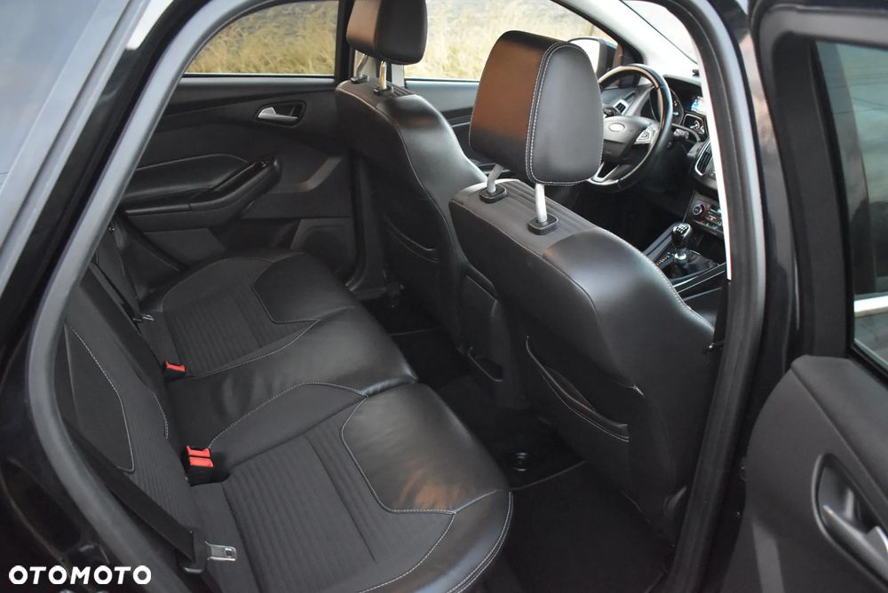 Ford Focus 1.5 TDCi DPF Start-Stopp-System Titanium - 34