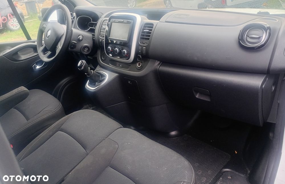 Renault trafic - 10