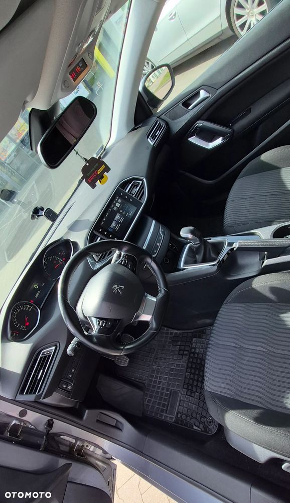 Peugeot 308 1.6 BlueHDi Access S&S - 12