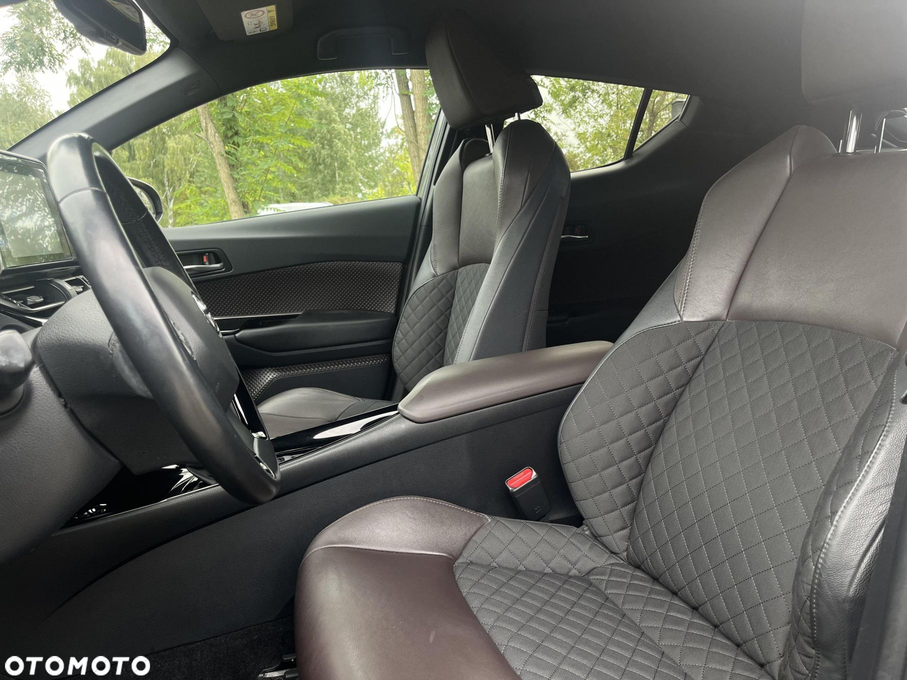 Toyota C-HR 1.8 Hybrid Prestige - 16