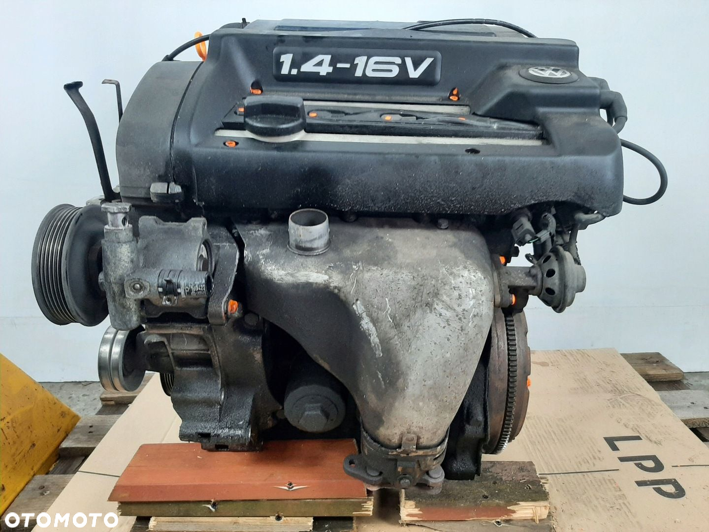 VW GOLF IV 1.4 16V HB 5D 00R SILNIK AKQ 55KW 75KM - 7