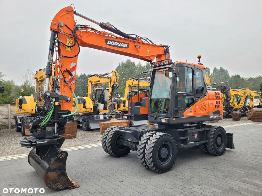 Doosan DX-165W / ROTOTILT ze szczypcami / compact / - 2