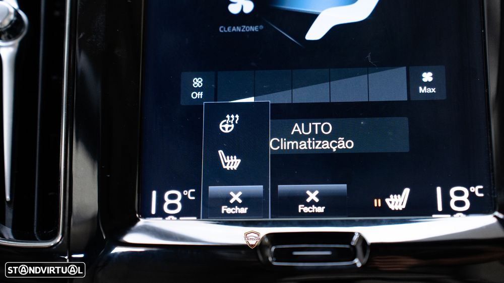 Volvo XC 60 2.0 T8 PHEV Inscription AWD - 38