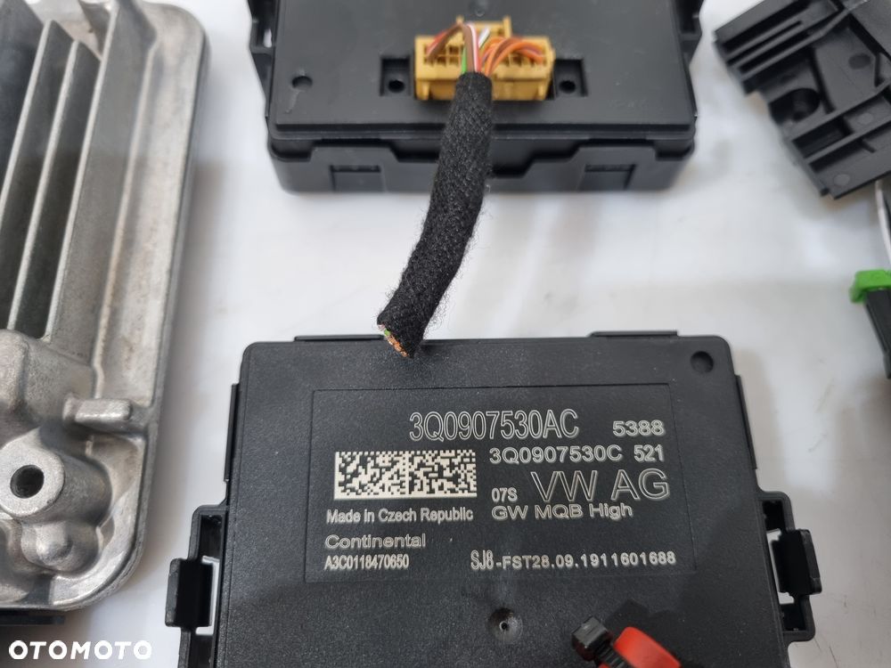 AUDI A1 82A ZESTAW STARTOWY 1.0 TSI 04C907309BP 3Q0907530AC 3Q0907338E 5Q0937084DG - 4