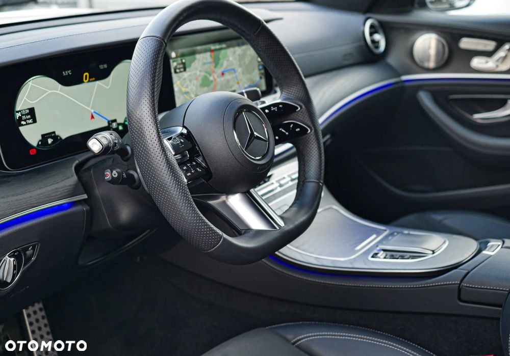 Mercedes-Benz Klasa E 300 de 4Matic 9G-TRONIC AMG Line - 13