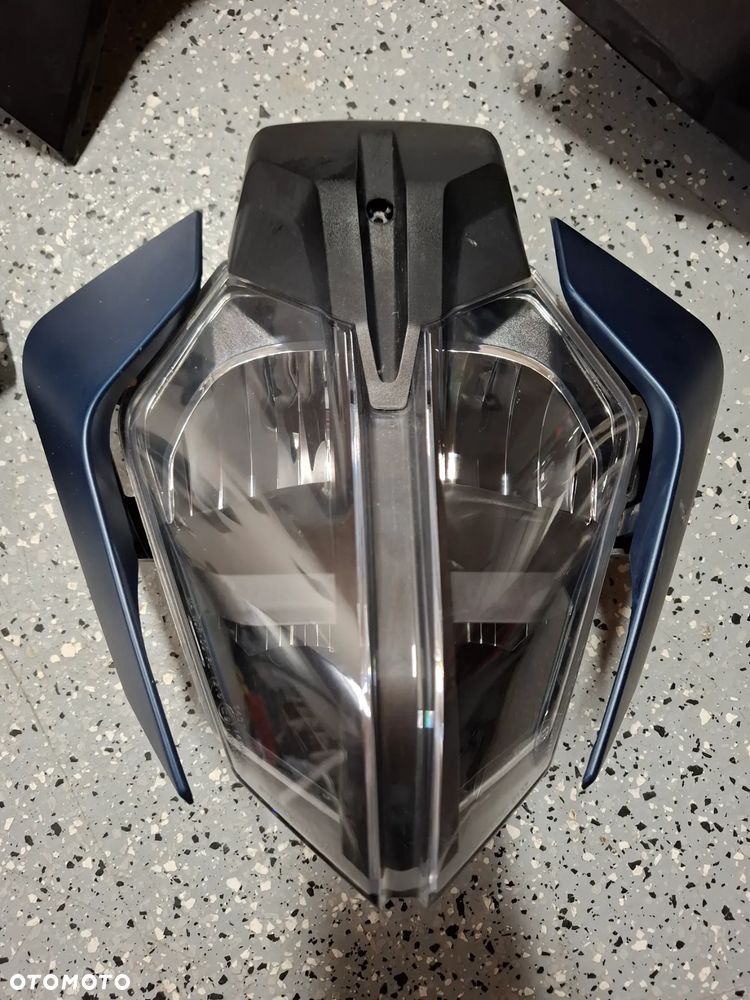 KTM Duke 125 390 lampa licznik owiewka boczek błotnik lusterko - 2
