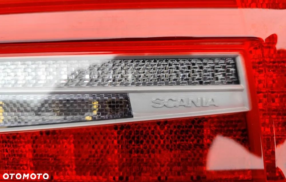 LAMPA TYLNA LED SCANIA NEXT GEN 2860829 2860827 - 2