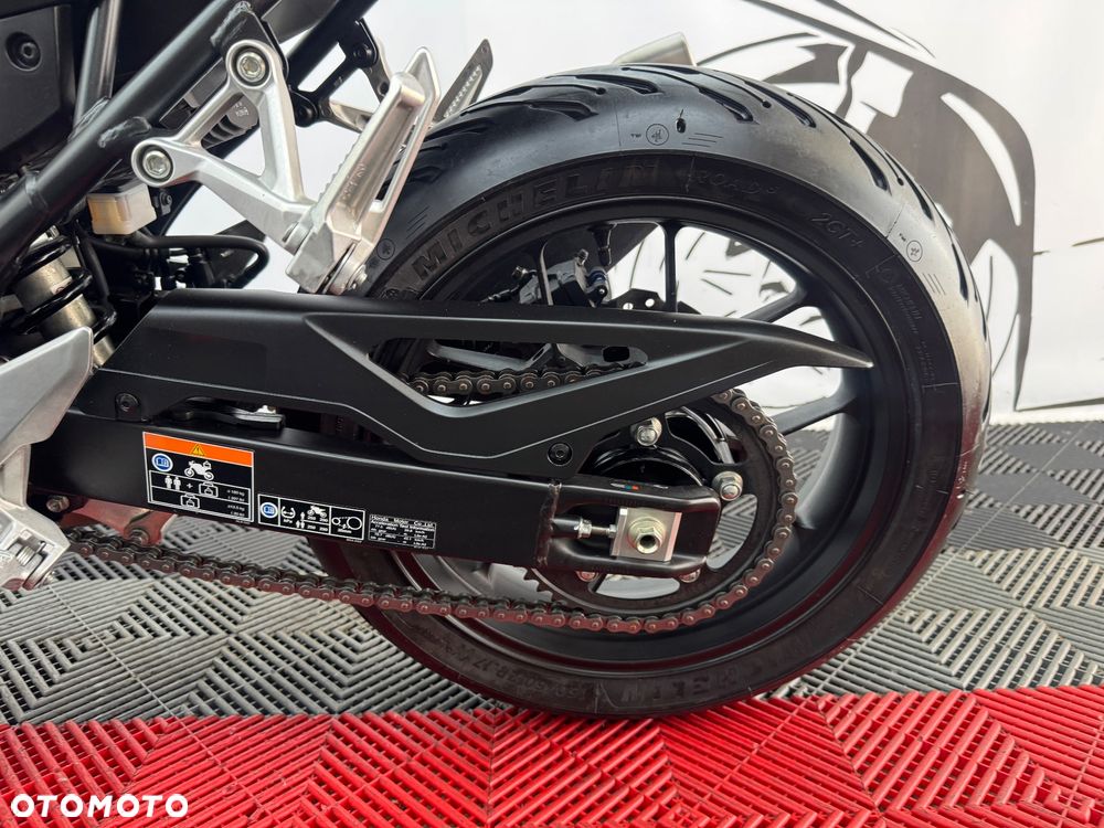 Honda CB - 18