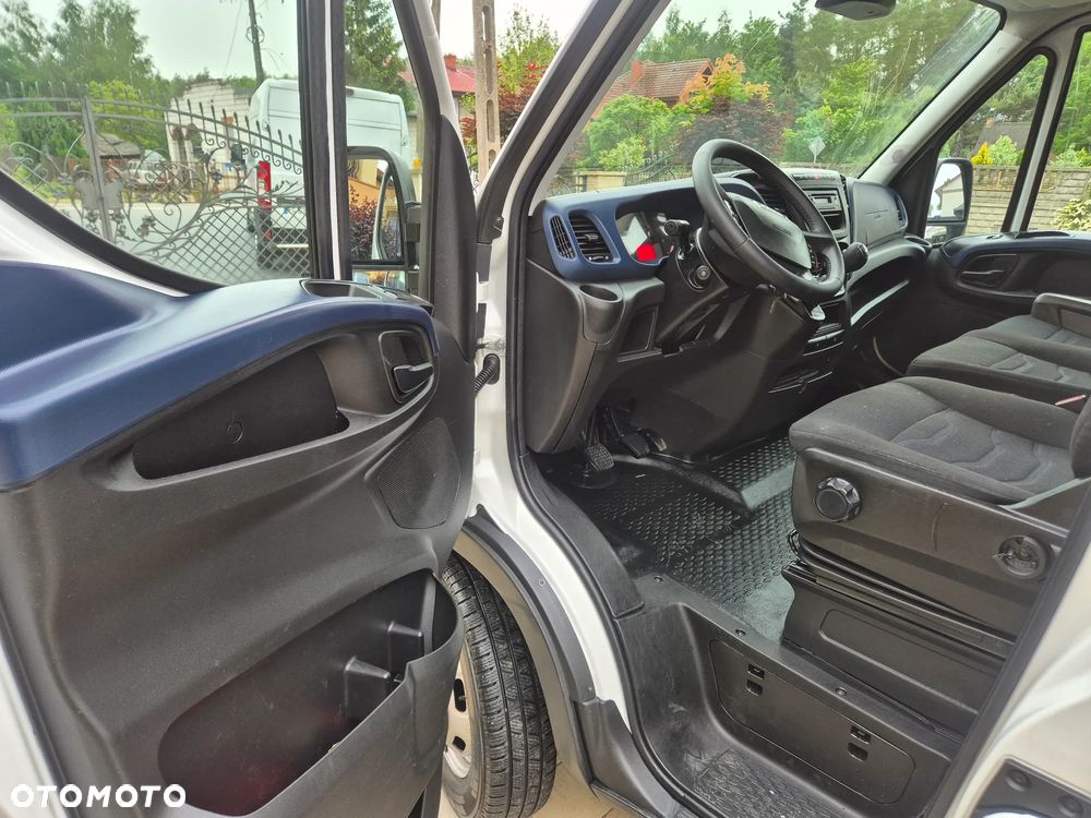 Iveco IVECO 40C15 BRYGADÓWKA KLIMATRONIK BAGAŻNIK TEMPOMAT - 23