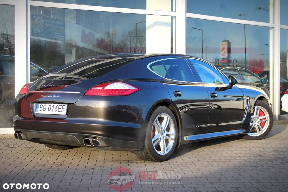 Porsche Panamera Turbo PDK - 7