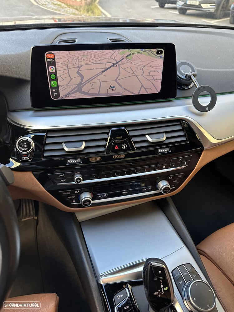 BMW 525 d Line Luxury Auto - 10