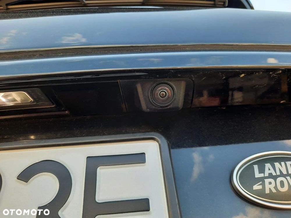 Land Rover Discovery Sport TD4 Sky View - 14