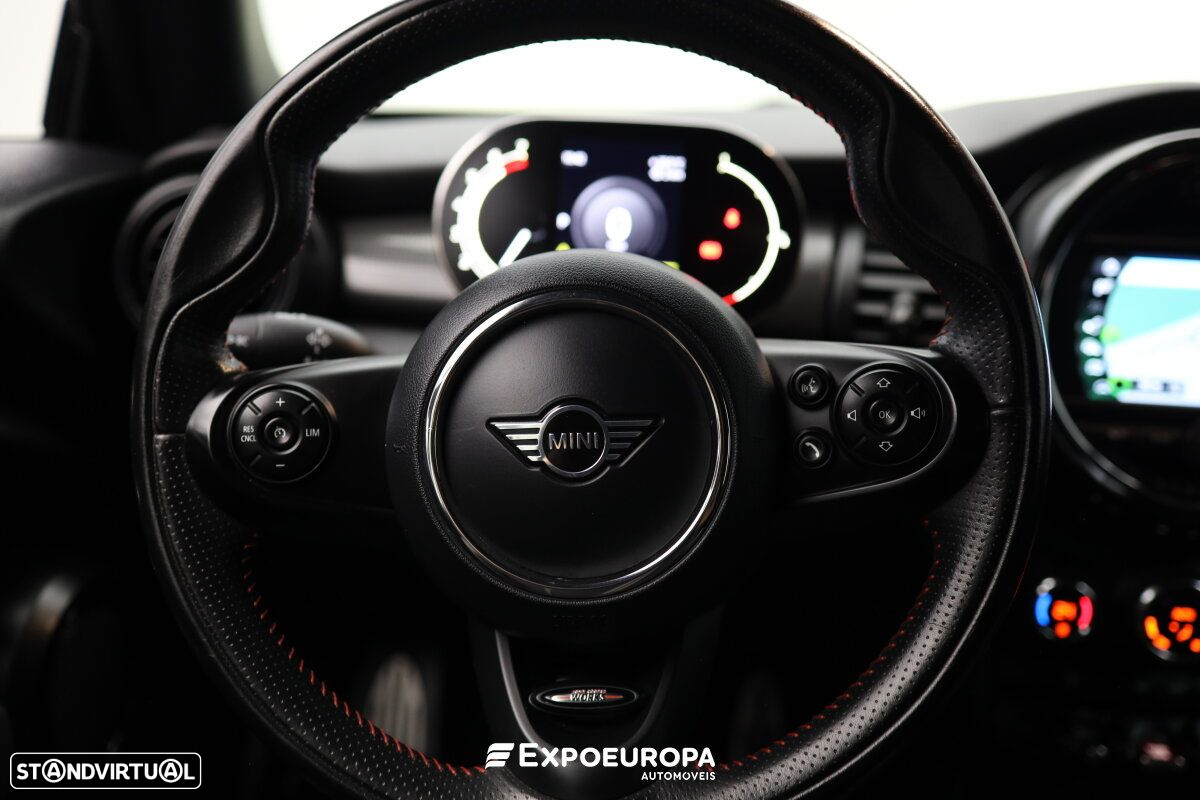 MINI 3 Portas Cooper Premium JCW Auto - 11