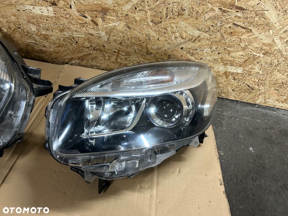 Renault Koleos I lift 2011- lampa lewy przód prawy przód europa soczewka - 5