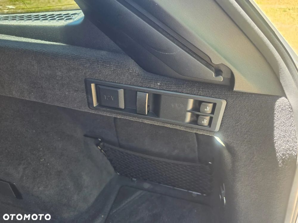 BMW Seria 3 320d Touring - 33