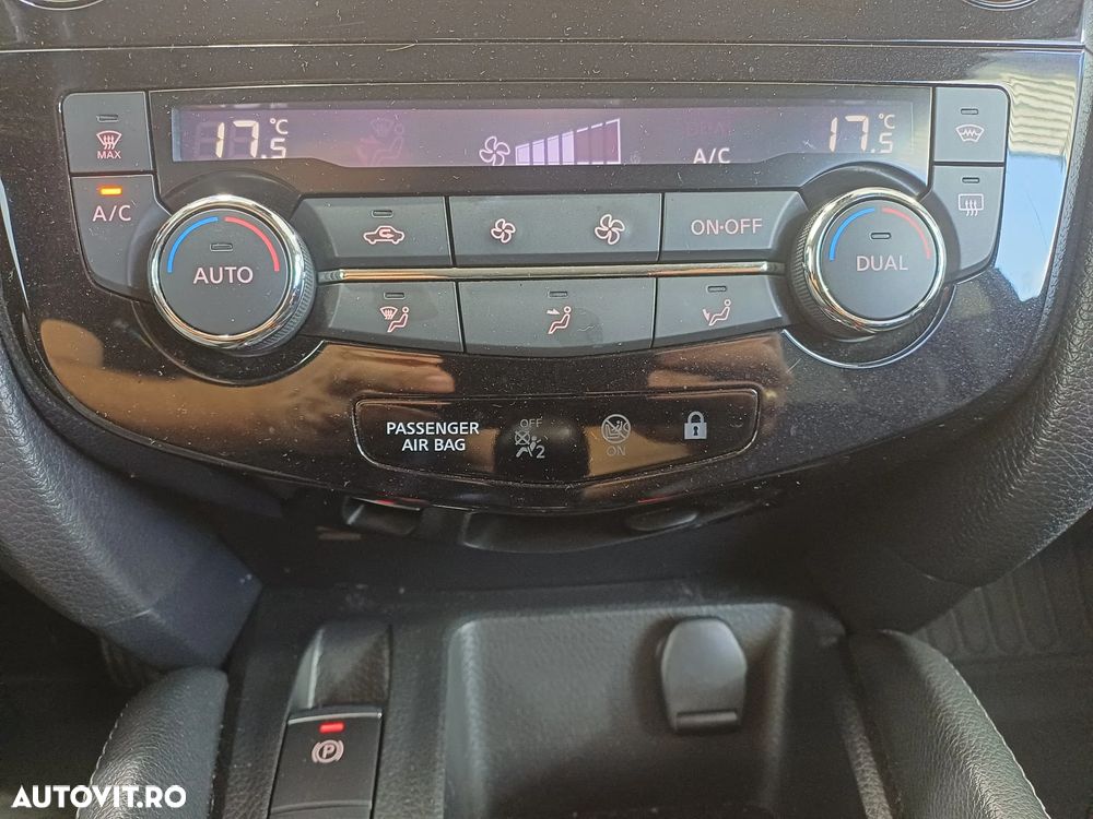 Nissan Qashqai 1.5 DCI Start/Stop Tekna - 19