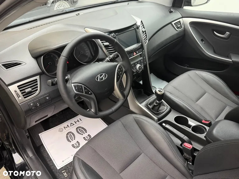 Hyundai i30 1.6 CRDI Trend - 23