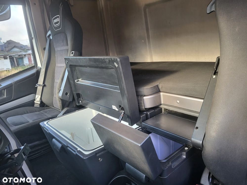 Iveco Stralis 460 - 11