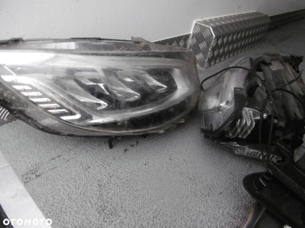 Mercedes-Benz Sprinter - 7