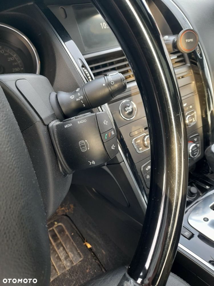 Renault Latitude - 12