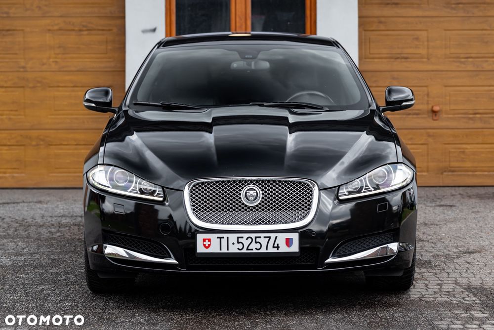 Jaguar XF 2.0 T Prestige - 7