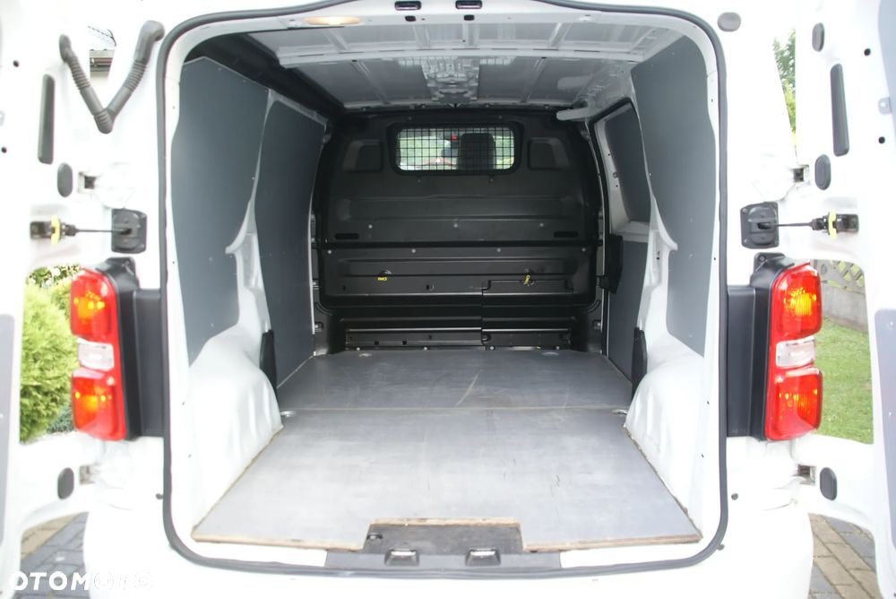Opel Vivaro - 9