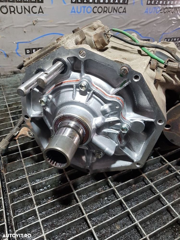 Cutie de Tranfer Grup Fata Toyota Hilux VII (Facelift 2008) 3.0 D 2008 - 2011 171CP ... - 2