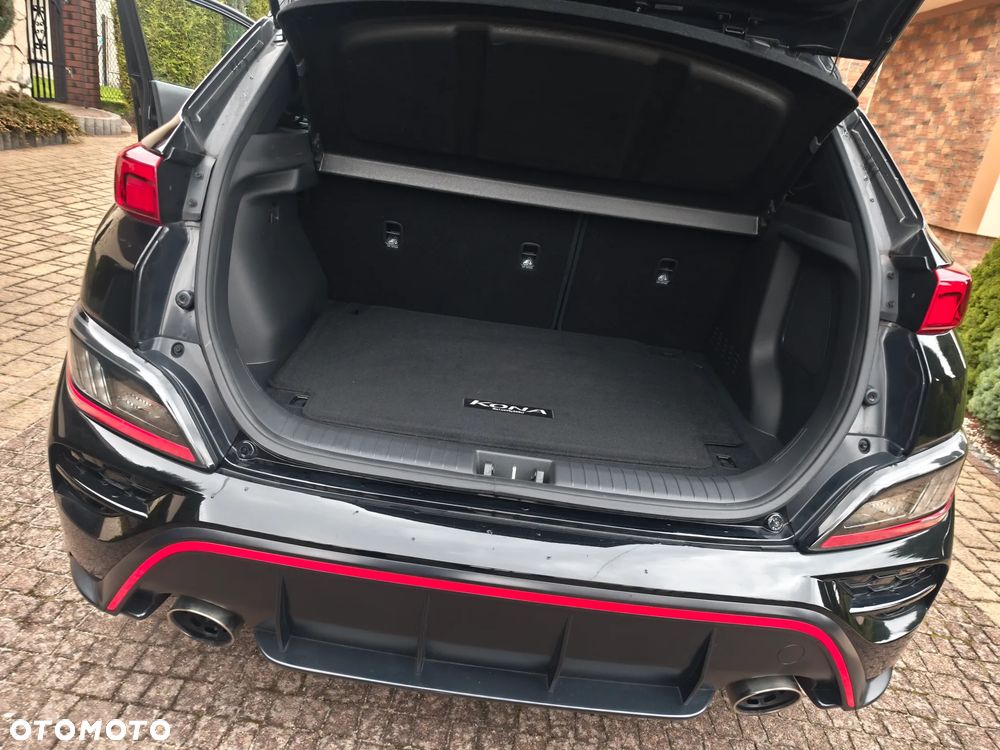 Hyundai Kona - 16