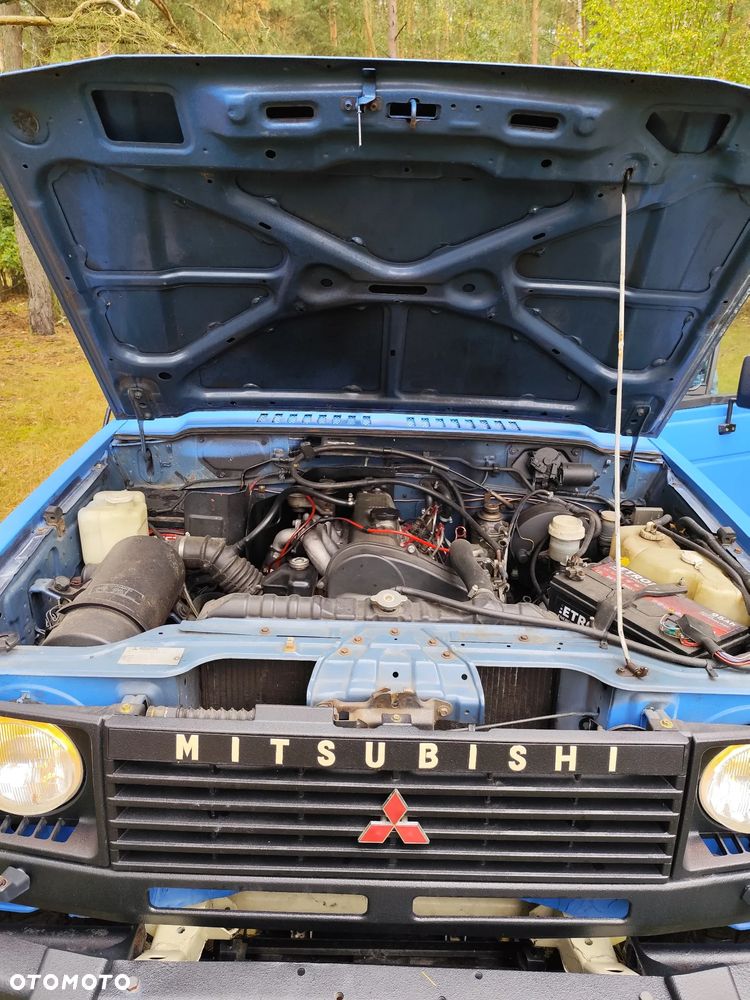 Mitsubishi Pajero - 23