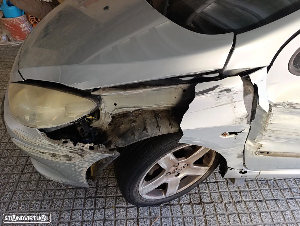 Peugeot 307 1.6 HDi Premium - 18