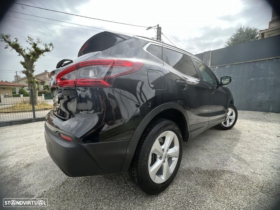 Nissan Qashqai 1.5 dCi N-Connecta - 13