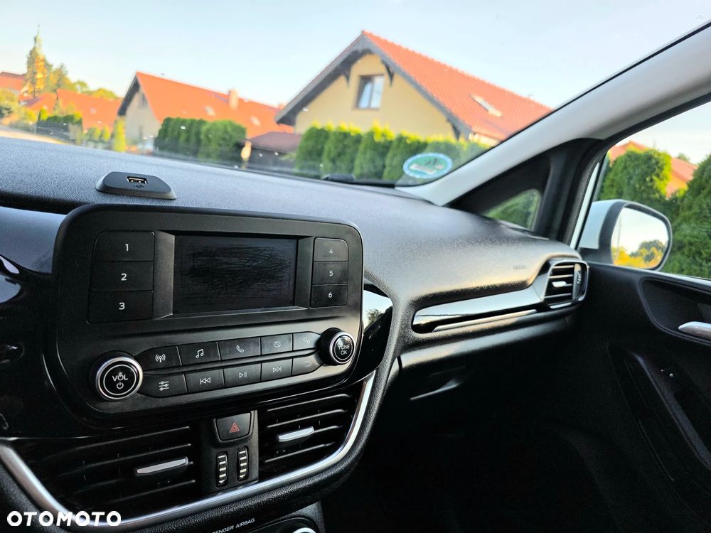 Ford Fiesta 1.1 SYNC Edition - 28