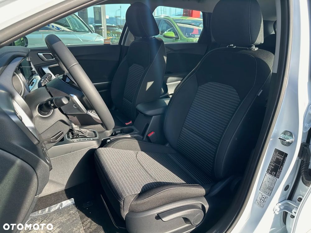 Kia Ceed 1.5 T-GDI M DCT - 12